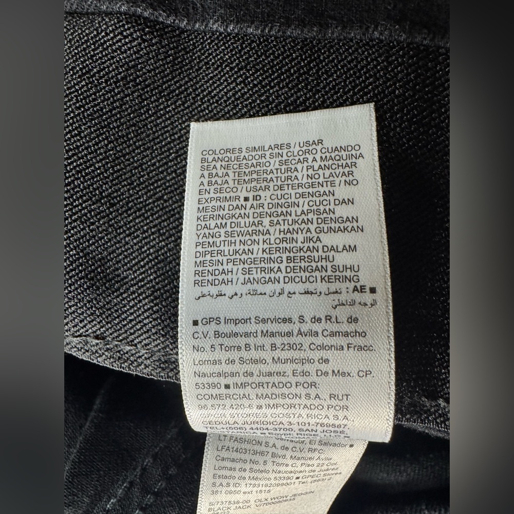 Old Navy Women's Black Jeggings - Picture 10 of 10